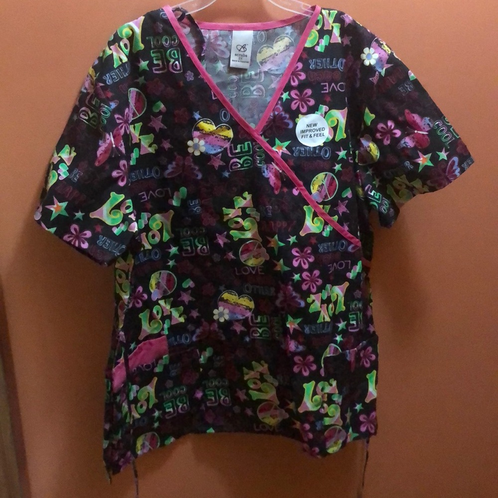 Colorful Scrub Top (Scrubs)